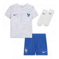 Dječji Nogometni Dres Francuska Karim Benzema #19 Gostujuci SP 2022 Kratak Rukav (+ Kratke hlače)